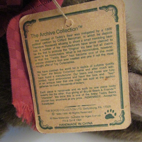 Retired Boyds Bear "Oxford T Bearrister" - Picture 7 of 10